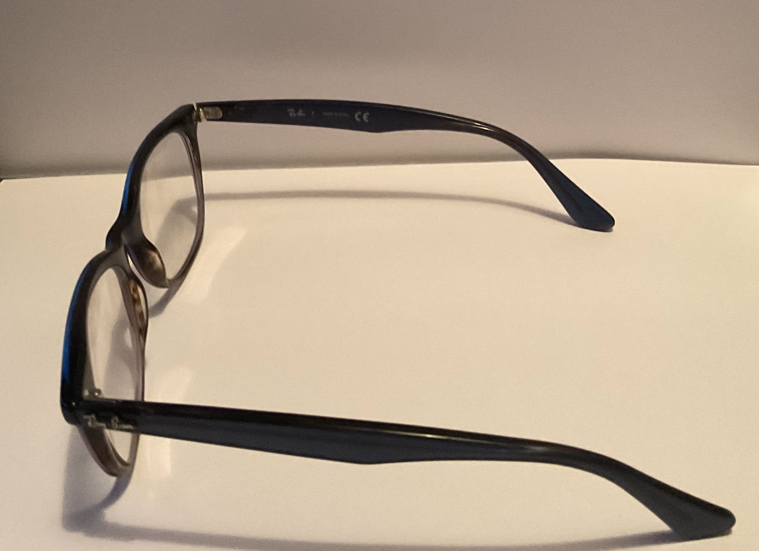 Left facing reading glasses.